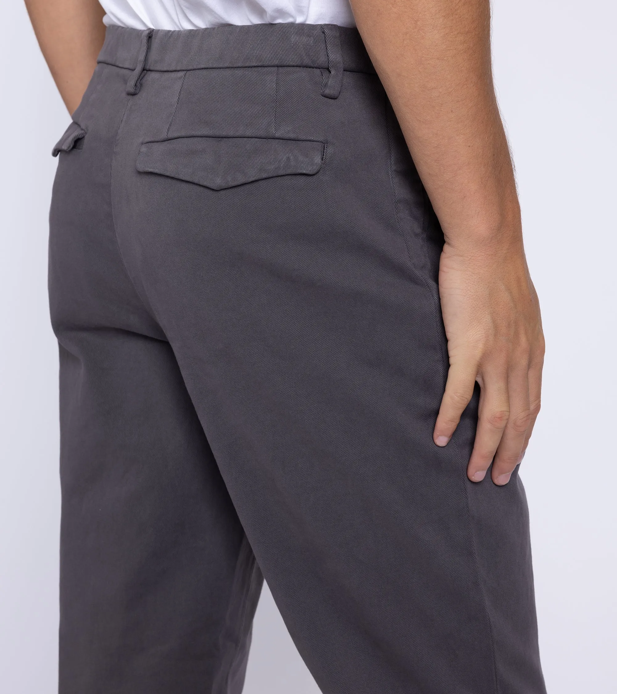 Barena Masco Mante Cotton Twill Pleated Trousers: Grey