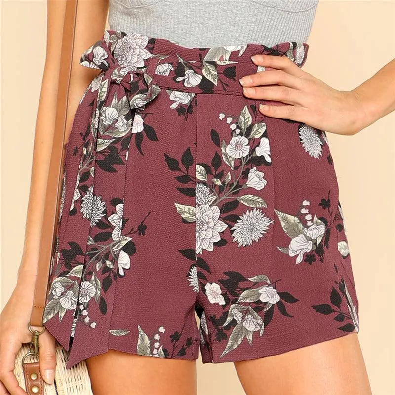 FAYE’S FLORAL BOUQUET SHORTS