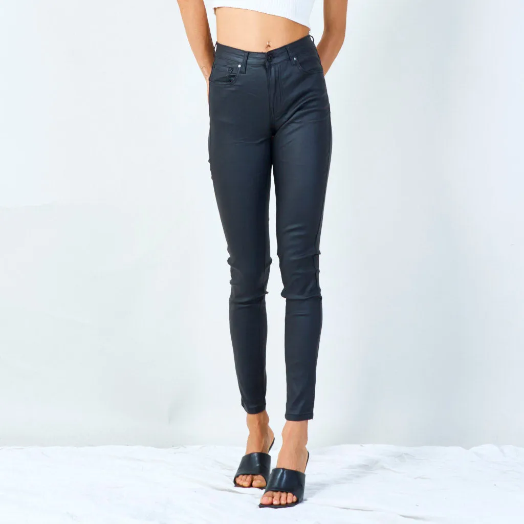 Sleek skinny jeans with five pockets wholesale