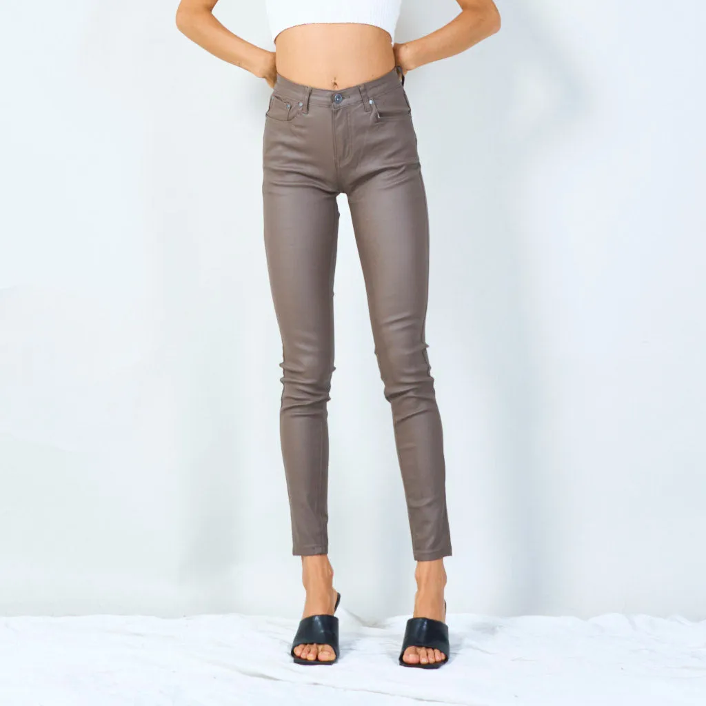 Sleek skinny jeans with five pockets wholesale