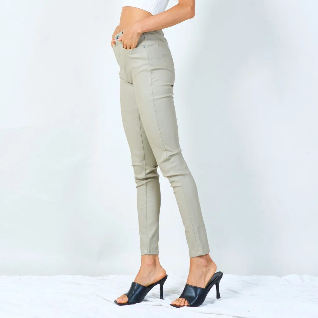 Sleek skinny jeans with five pockets wholesale