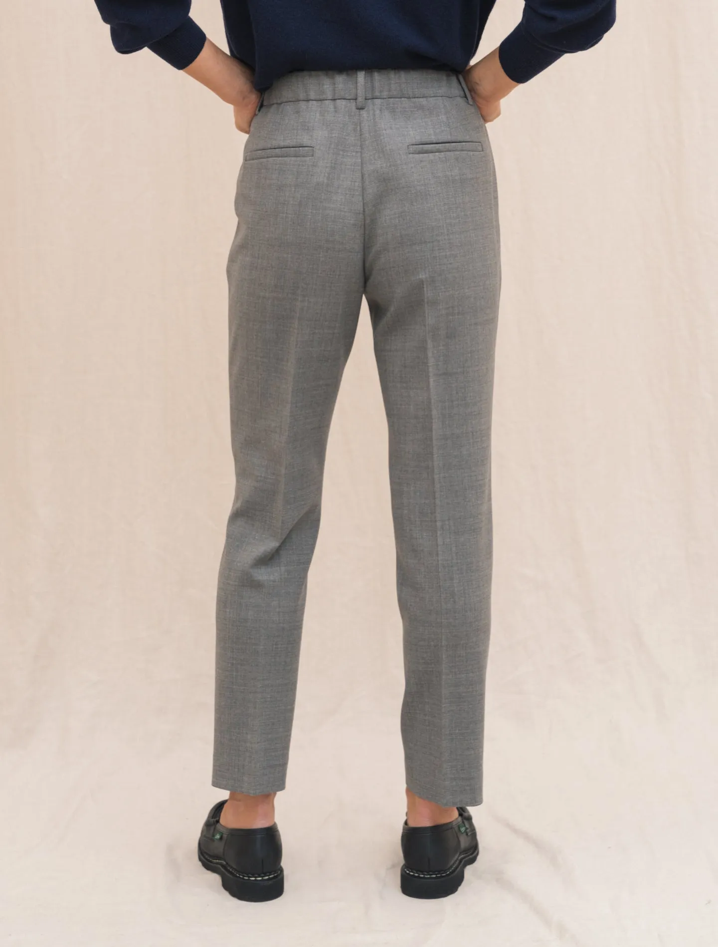 Stretch Wool Taperd fit Trousers Grey