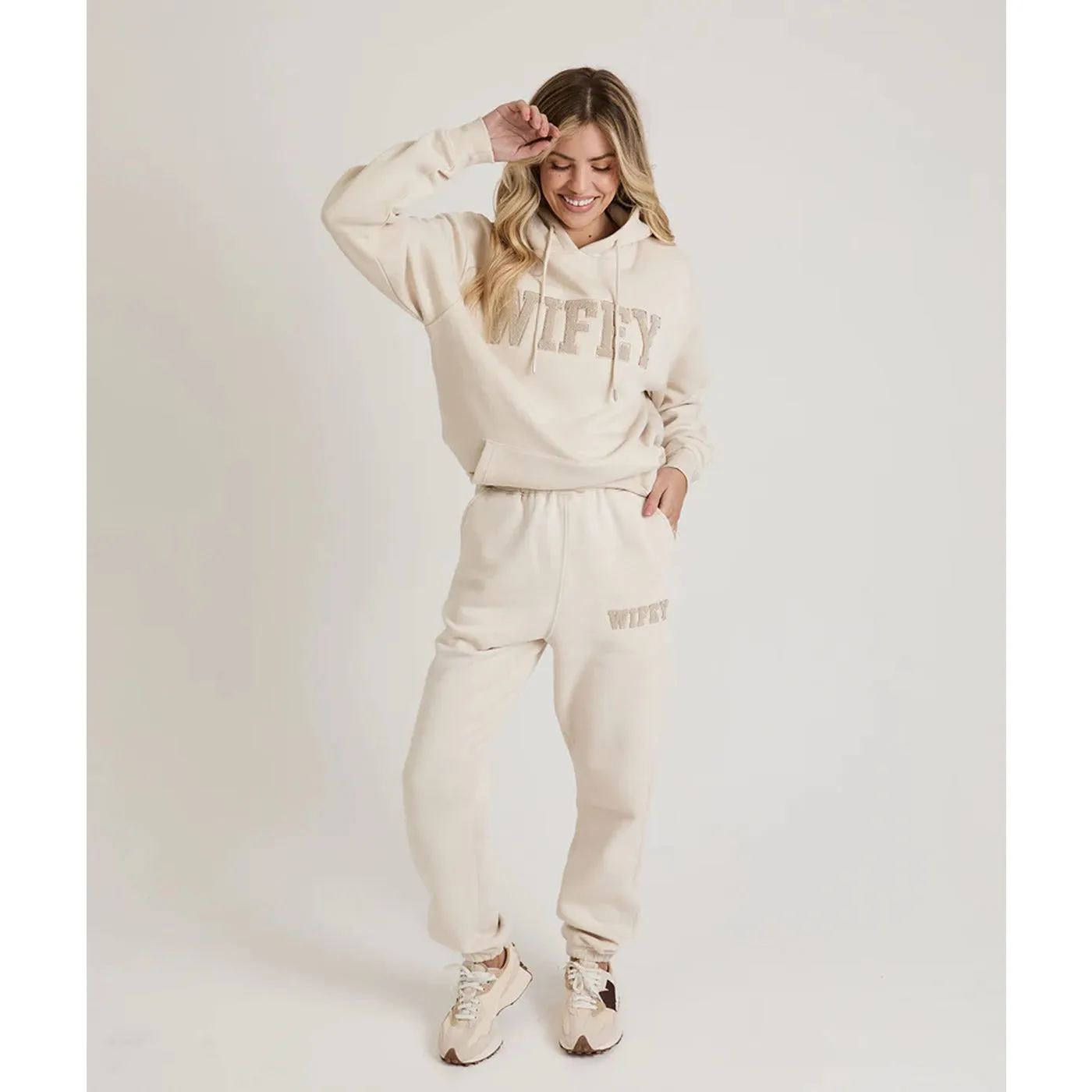 Wifey Teddy Sweatpants - Champagne